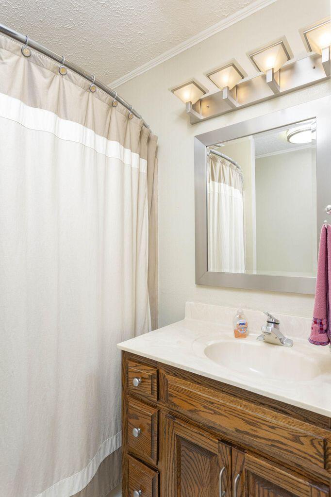 385 Troy Drive Dayton, TN 37321 - Photo 23 of 34 Bath