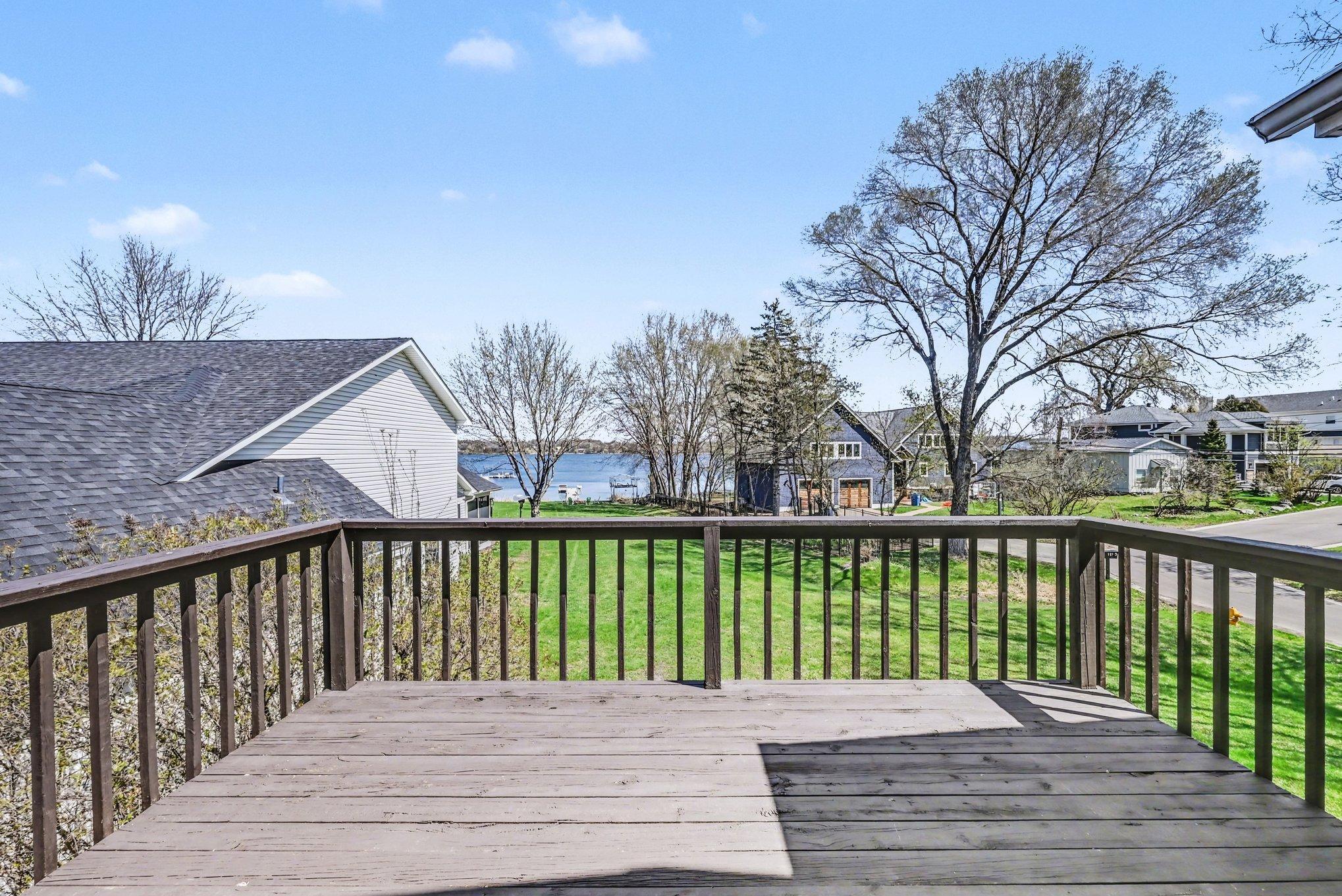 100 Peninsula Road Medicine Lake, MN 55441 - Photo 39 of 60