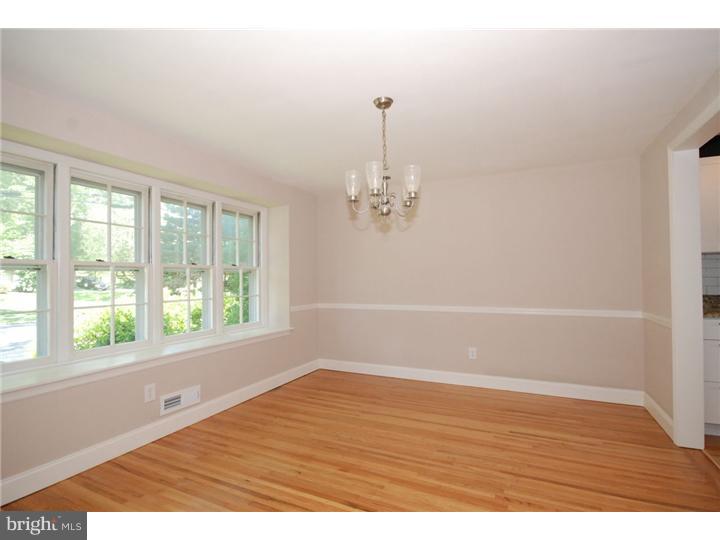 155 Pearl Croft Road Cherry Hill, NJ 08034 - Photo 3 of 24