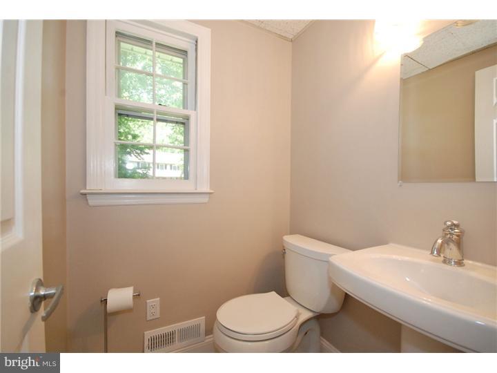 155 Pearl Croft Road Cherry Hill, NJ 08034 - Photo 21 of 24