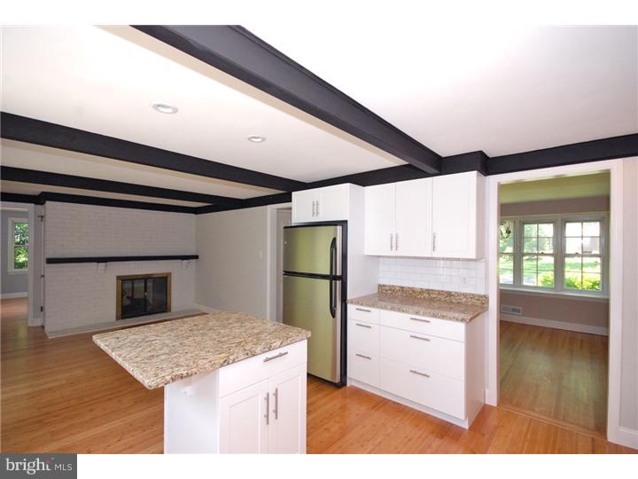 155 Pearl Croft Road Cherry Hill, NJ 08034 - Photo 8 of 24