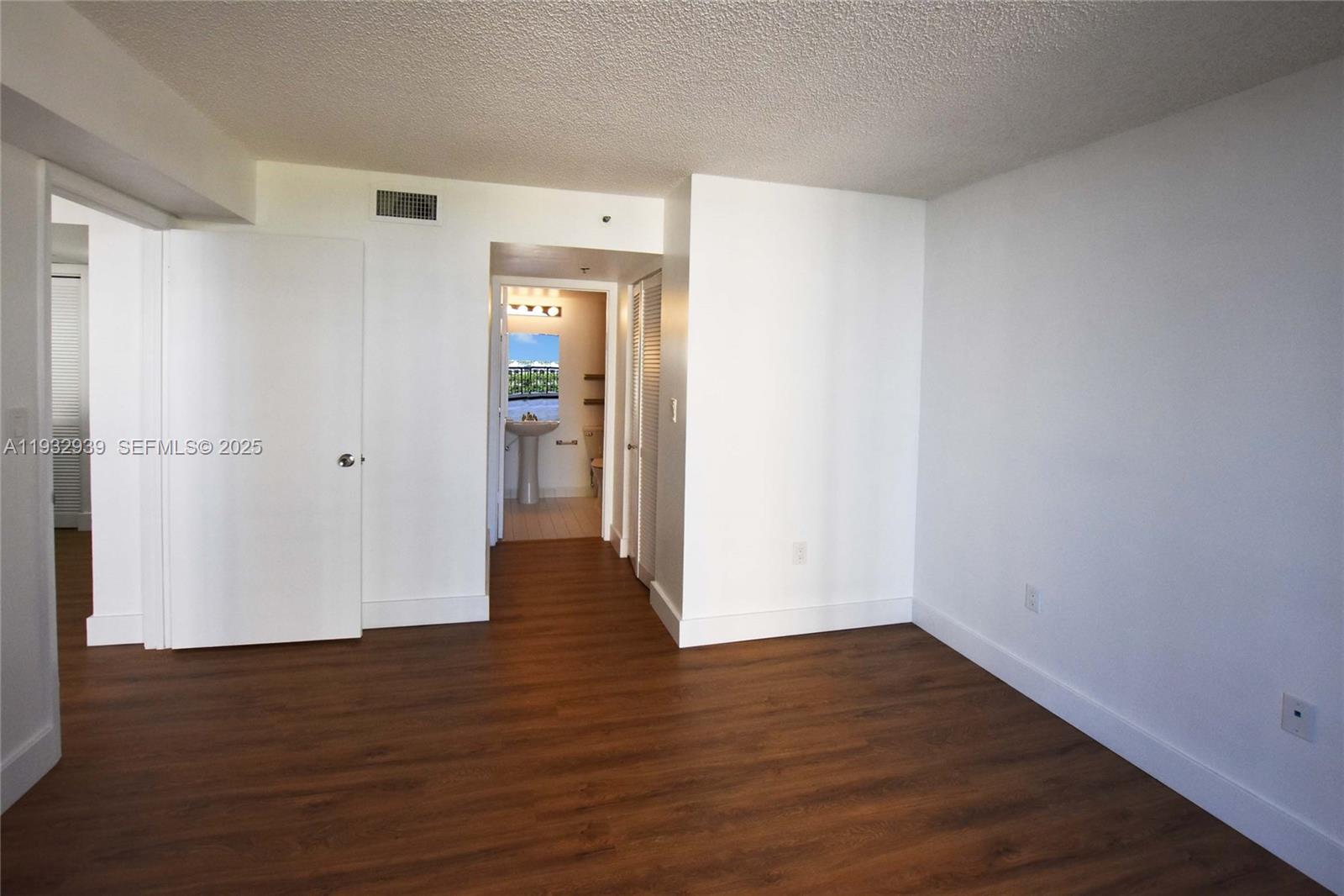 540 Brickell Key Drive, Unit 826 Miami, FL 33131 - Photo 11 of 46