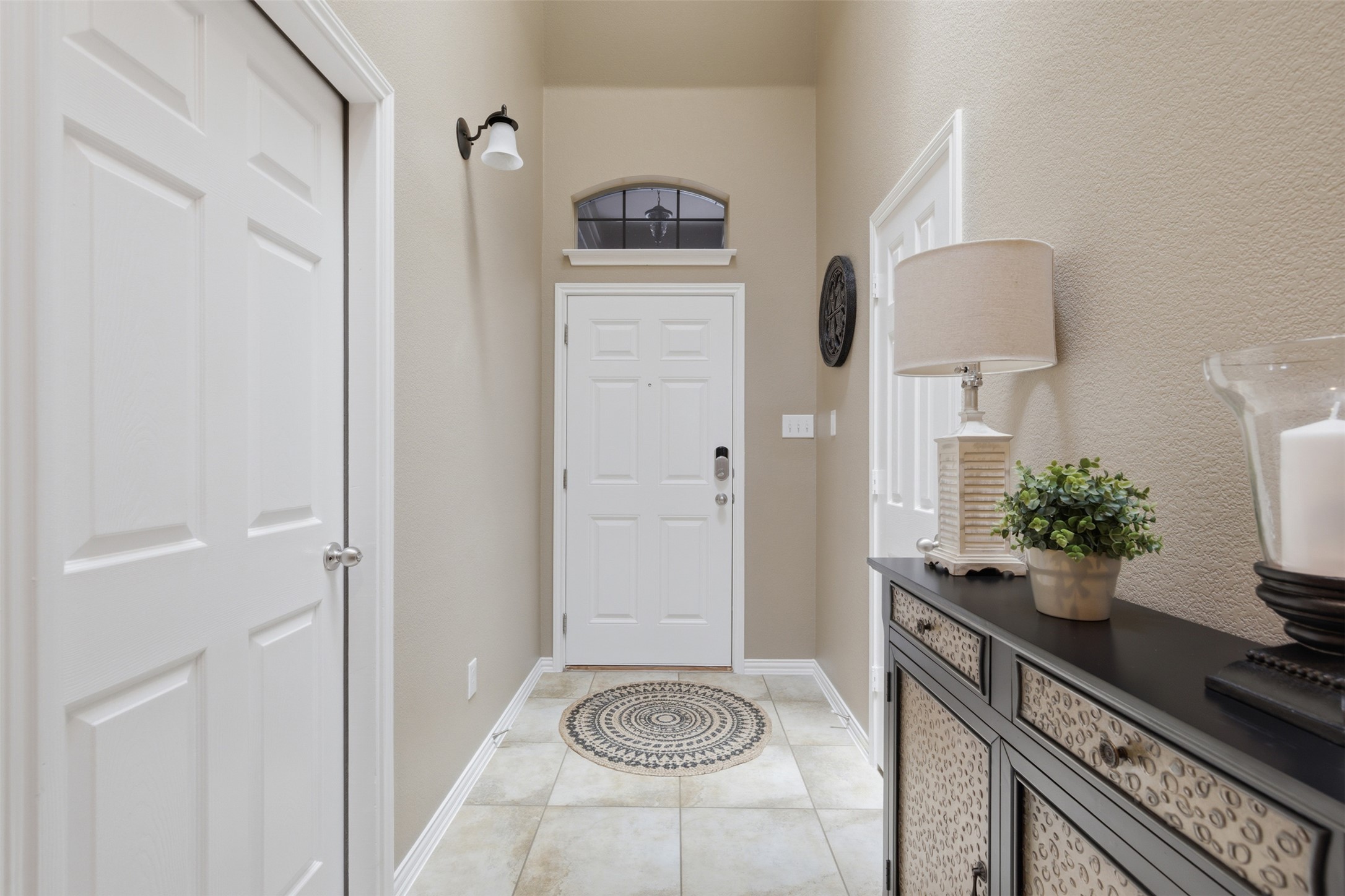 2568 Santa Barbara Loop Round Rock, TX 78665 - Photo 4 of 34 a bathroom with a sink and a mirror