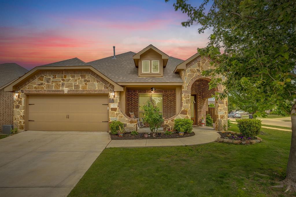 1033 Rustic Oak Way Burleson, TX 76028 - Photo 1 of 40