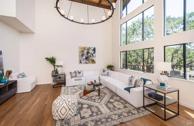 $1,699,000 | 1043 La Quinta Court, Napa, CA 94559