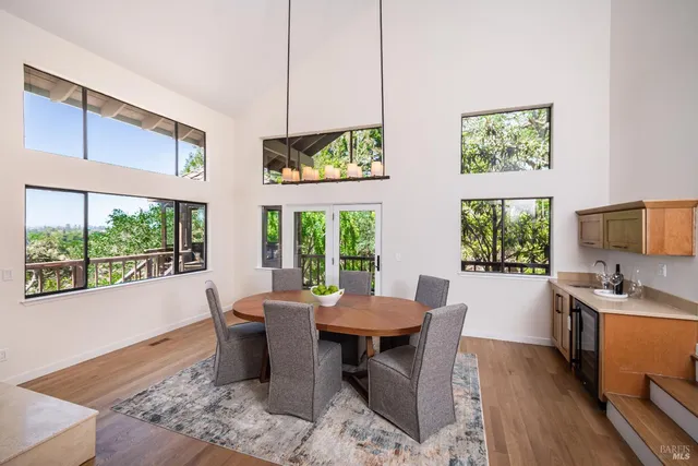 $1,699,000 | 1043 La Quinta Court, Napa, CA 94559