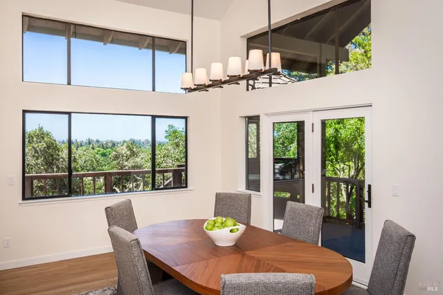 $1,699,000 | 1043 La Quinta Court, Napa, CA 94559