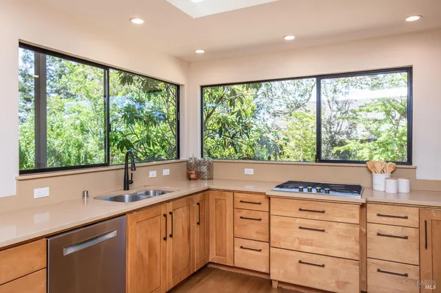 $1,699,000 | 1043 La Quinta Court, Napa, CA 94559