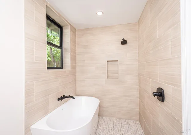 $1,699,000 | 1043 La Quinta Court, Napa, CA 94559