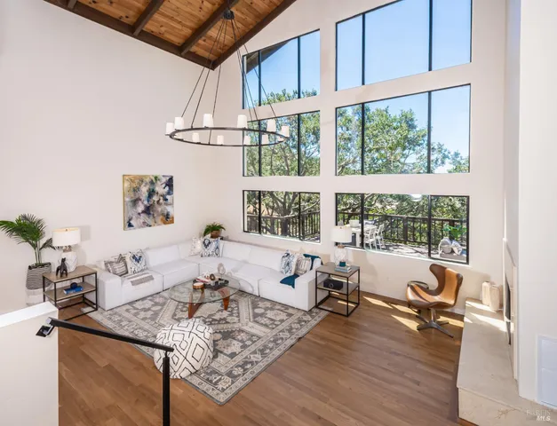 $1,699,000 | 1043 La Quinta Court, Napa, CA 94559