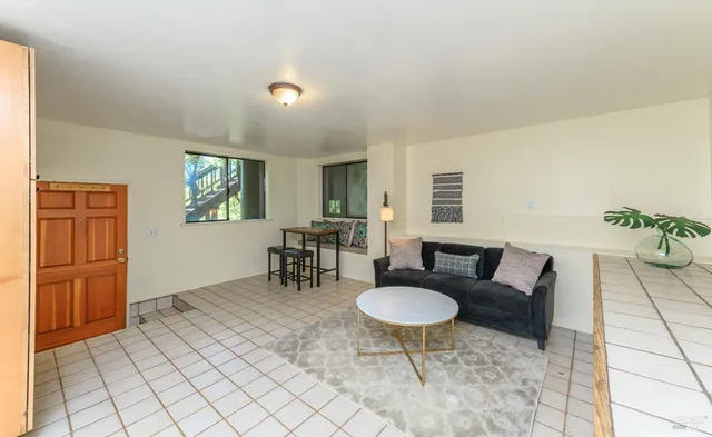 $1,699,000 | 1043 La Quinta Court, Napa, CA 94559