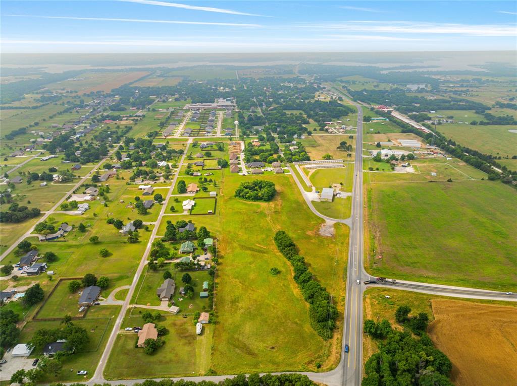 0 Hwy 377 N Tioga Tx 76271 North Tioga, TX 76271 - Photo 2 of 7 view of a city