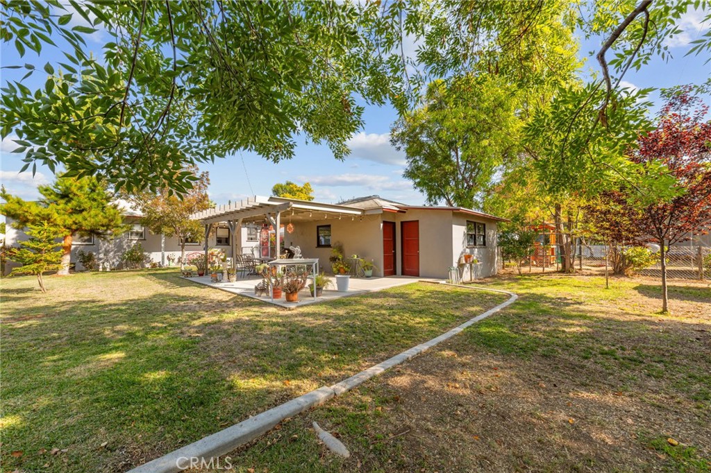 3924 Wayne Court Riverside, CA 92504 - Photo 28 of 31 a view of a outdoor space