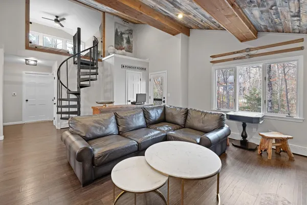 $995,000 | 24 North Branch Road, Winhall, VT 05340