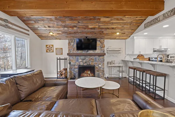 $995,000 | 24 North Branch Road, Winhall, VT 05340