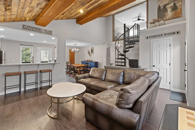 $995,000 | 24 North Branch Road, Winhall, VT 05340