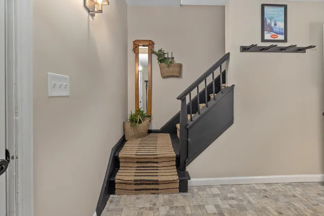 $995,000 | 24 North Branch Road, Winhall, VT 05340