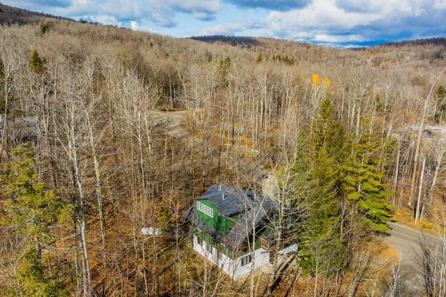 $995,000 | 24 North Branch Road, Winhall, VT 05340