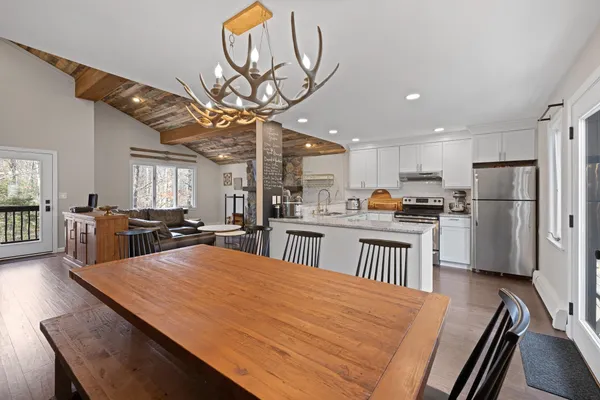 $995,000 | 24 North Branch Road, Winhall, VT 05340