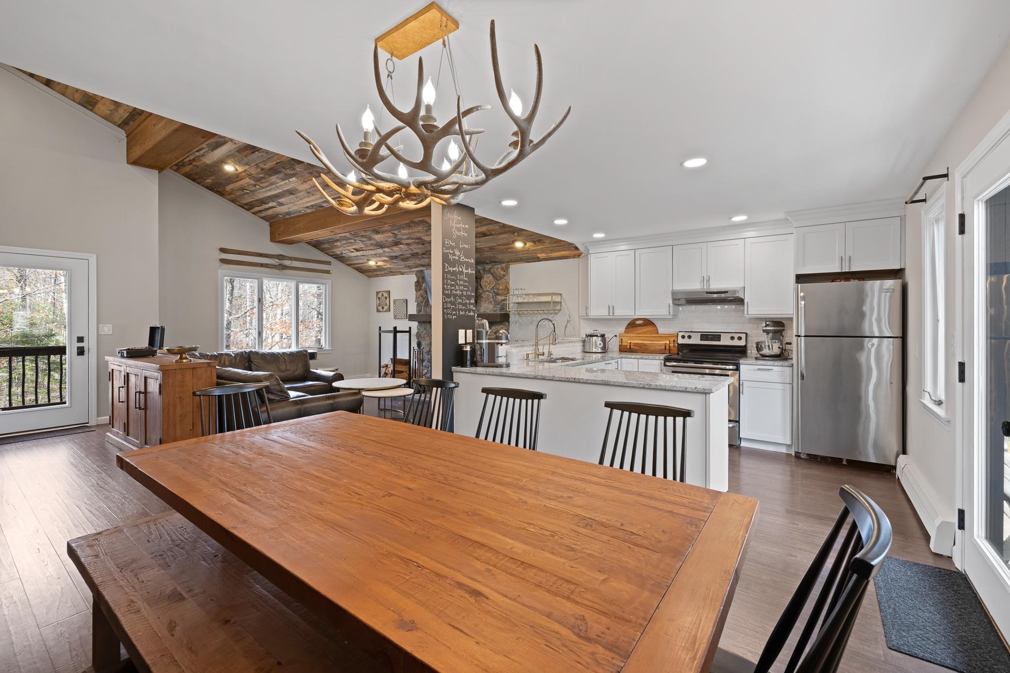 24 North Branch Road Winhall, VT 05340 - Photo 9 of 55