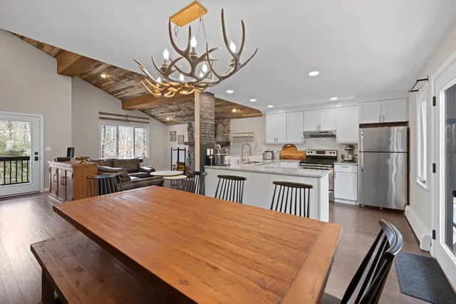 $995,000 | 24 North Branch Road, Winhall, VT 05340