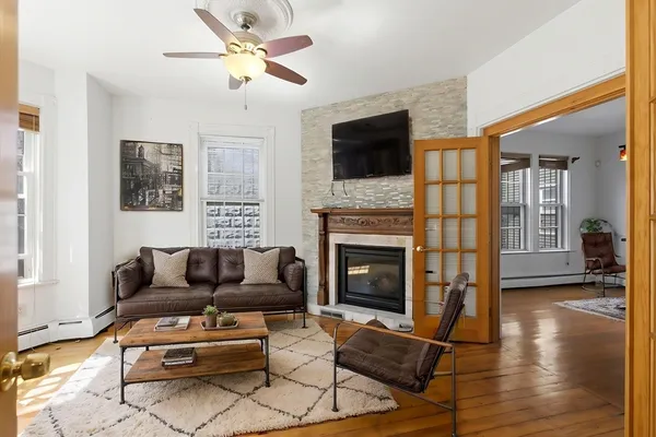 $950,000 | 1 Copeland Place, Boston, MA 02119
