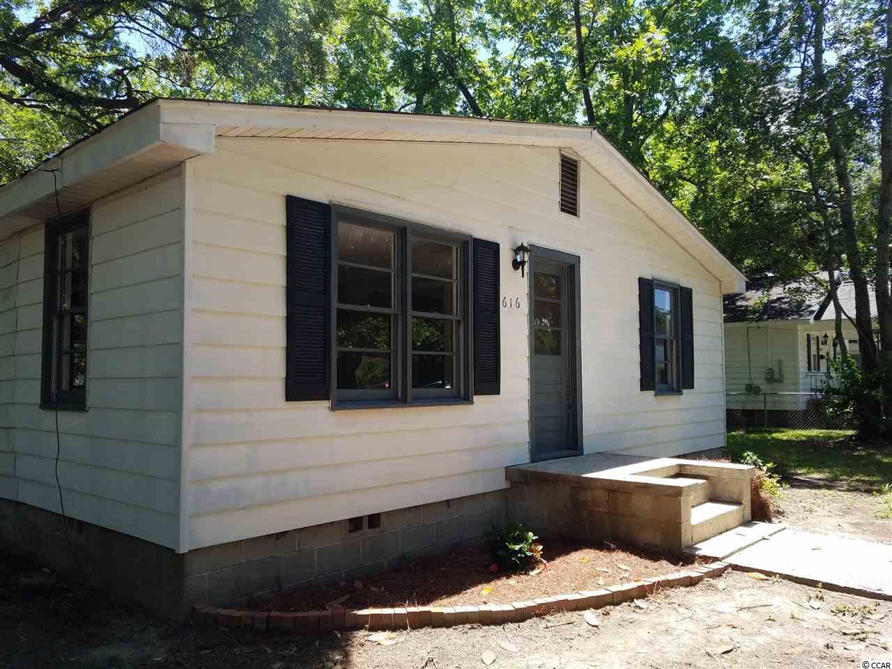 616 Palm Street Georgetown, SC 29440 - Photo 2 of 22 Gallery Image 2