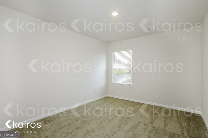 7008 Pinehurst Way North Macon, GA 31216 - Photo 9 of 16 a view of an empty room