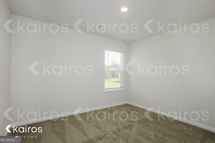 7008 Pinehurst Way North Macon, GA 31216 - Photo 10 of 16 a view of an empty room