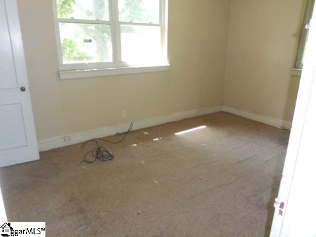 212 Crestfield Road Greenville, SC 29605 - Photo 8 of 14 Gallery Image 8