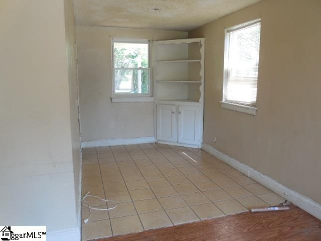 212 Crestfield Road Greenville, SC 29605 - Photo 10 of 14 Gallery Image 10