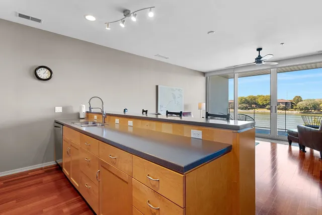 $254,900 | 101 Cherry Street, Unit 204, Green Bay, WI 54301