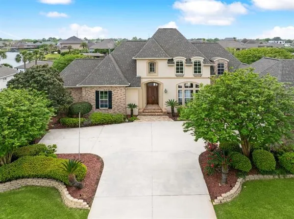 $869,900 | 172 Islander Drive, Slidell, LA 70458