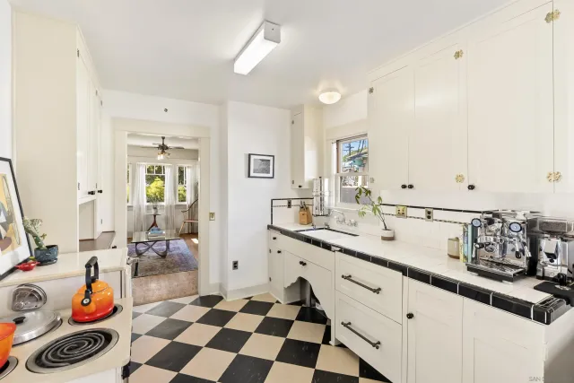 $1,149,900 | 1975 Bacon Street, San Diego, CA 92107