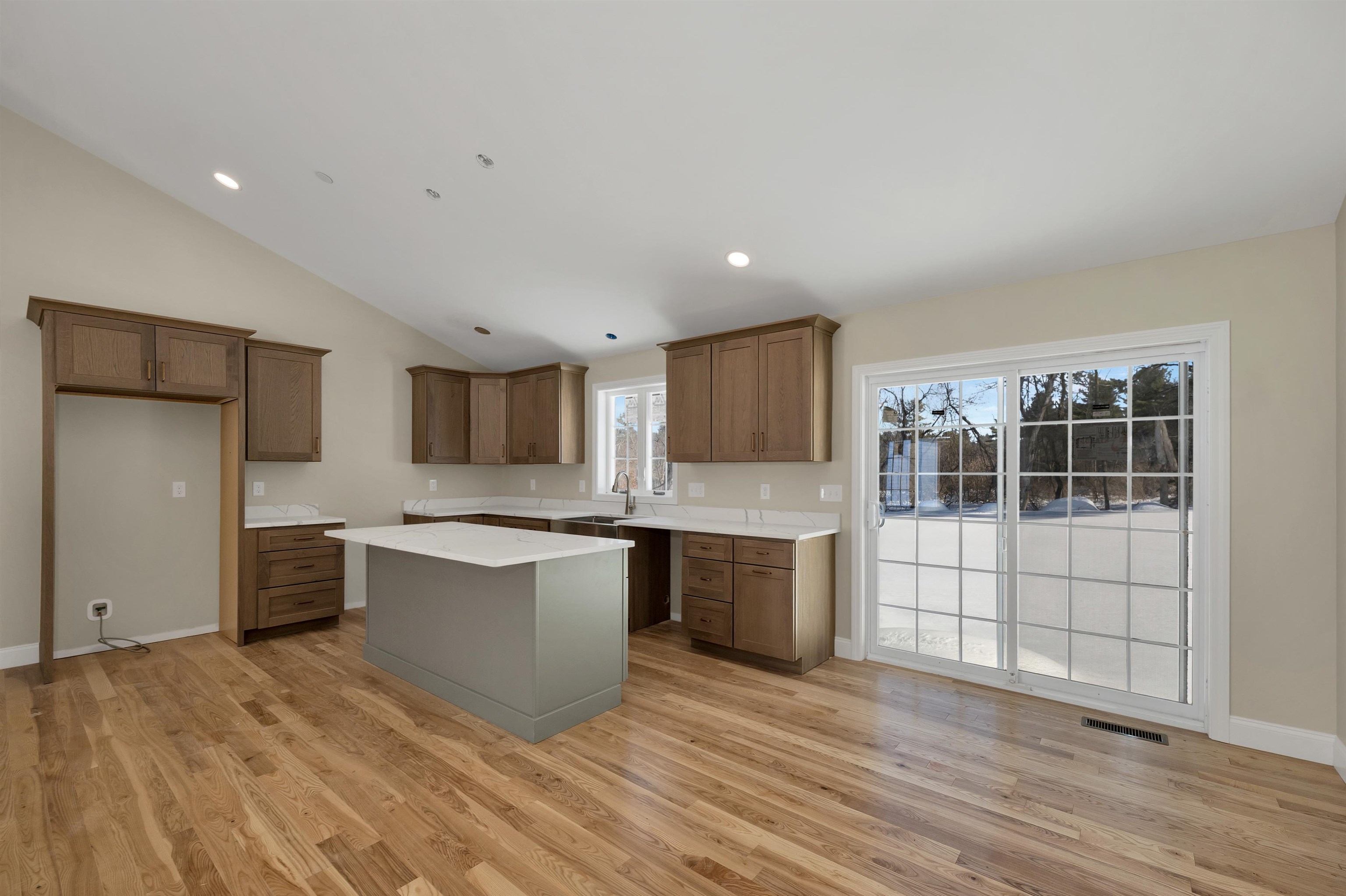 90 High Range Road Londonderry, NH 03053 - Photo 12 of 55