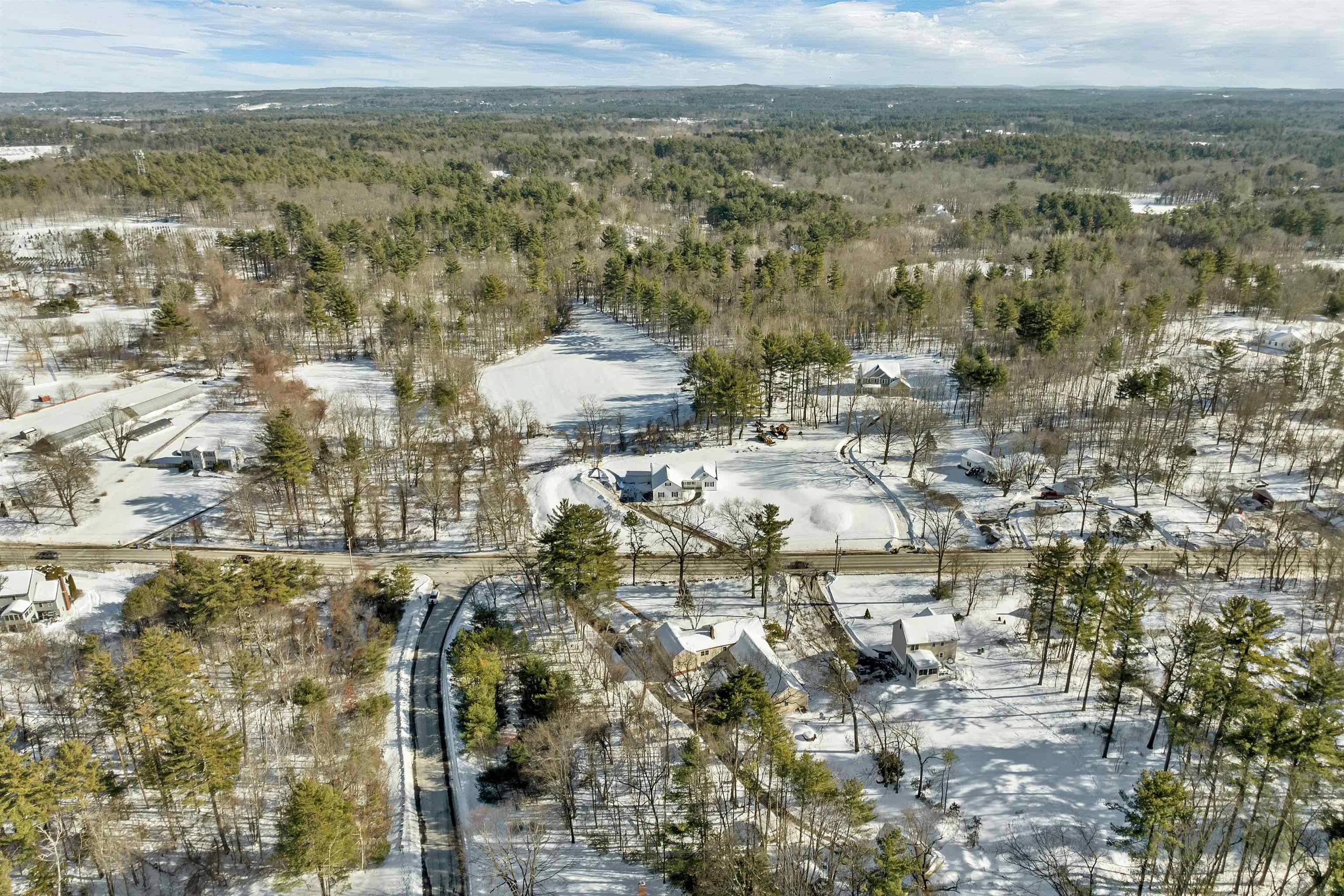90 High Range Road Londonderry, NH 03053 - Photo 14 of 60