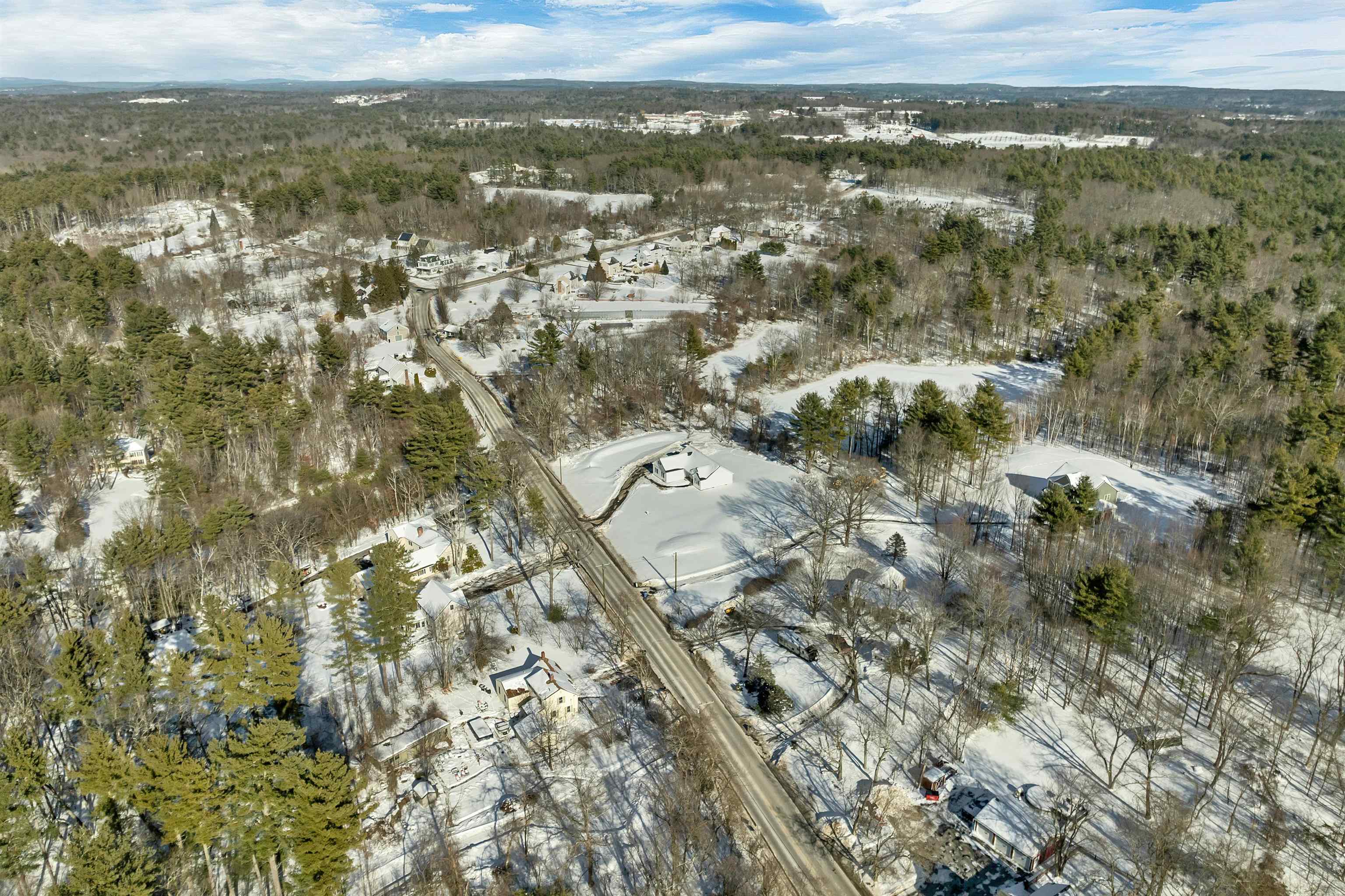 90 High Range Road Londonderry, NH 03053 - Photo 15 of 60