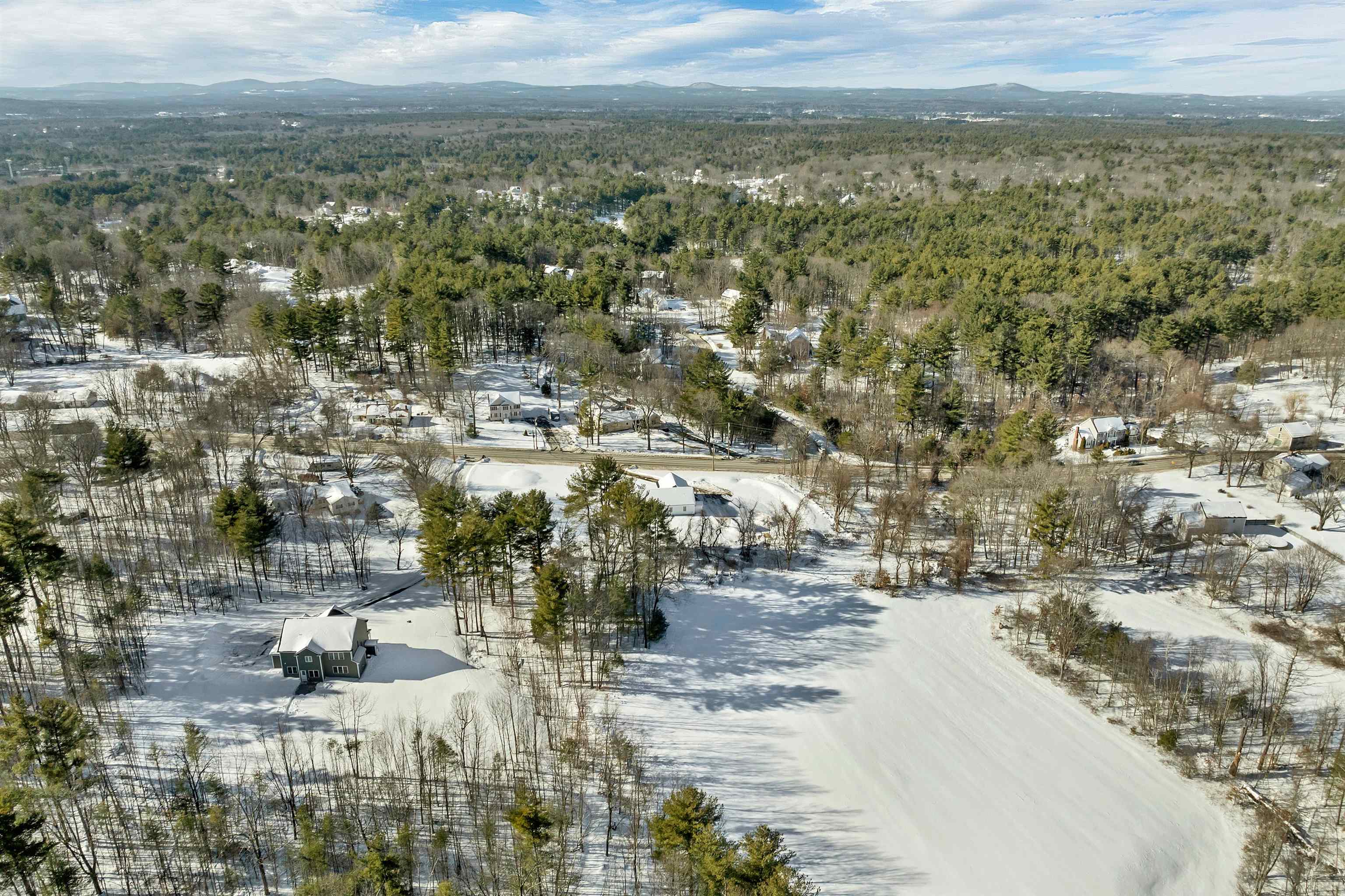 90 High Range Road Londonderry, NH 03053 - Photo 17 of 60