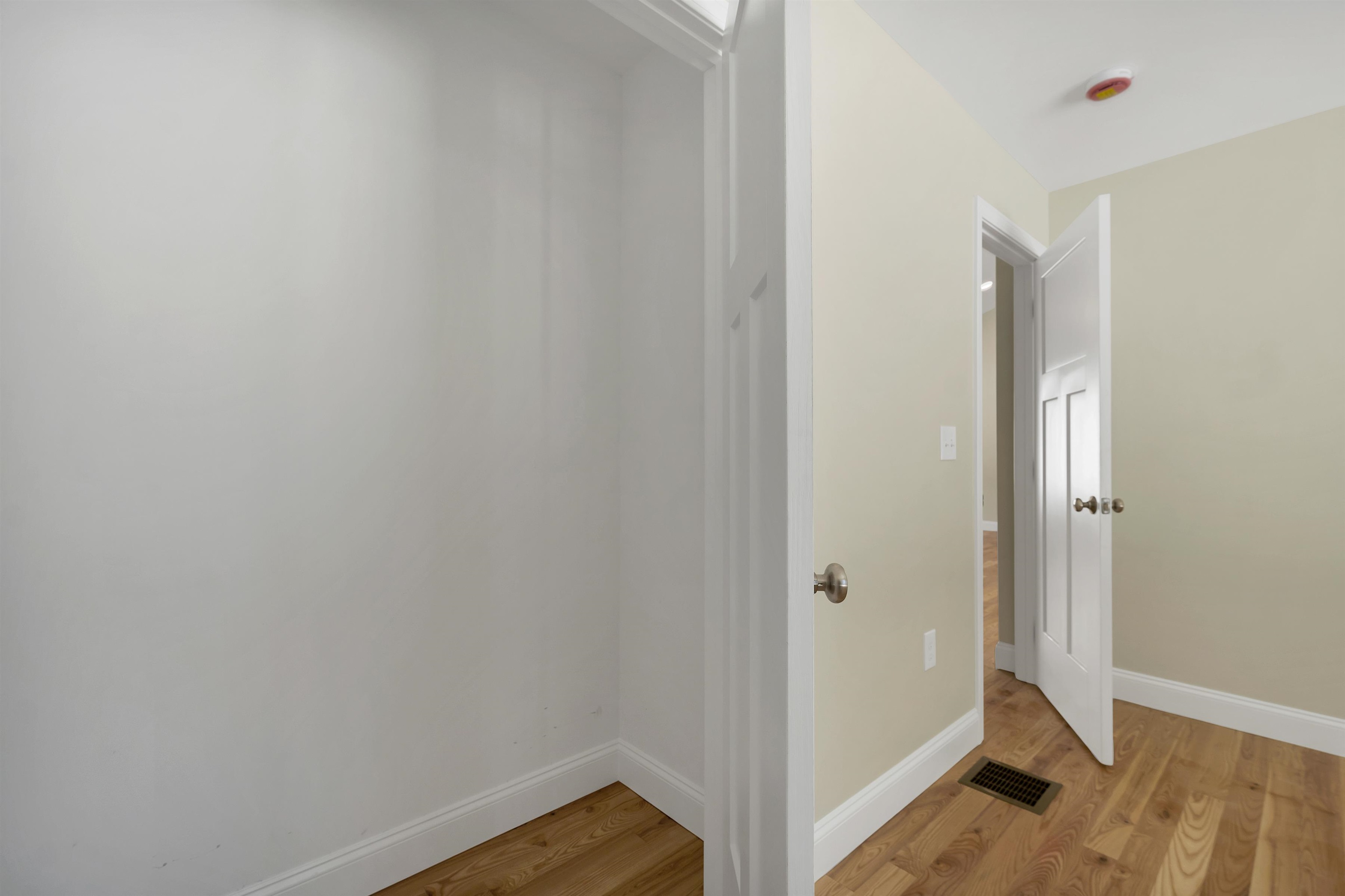 90 High Range Road Londonderry, NH 03053 - Photo 47 of 60