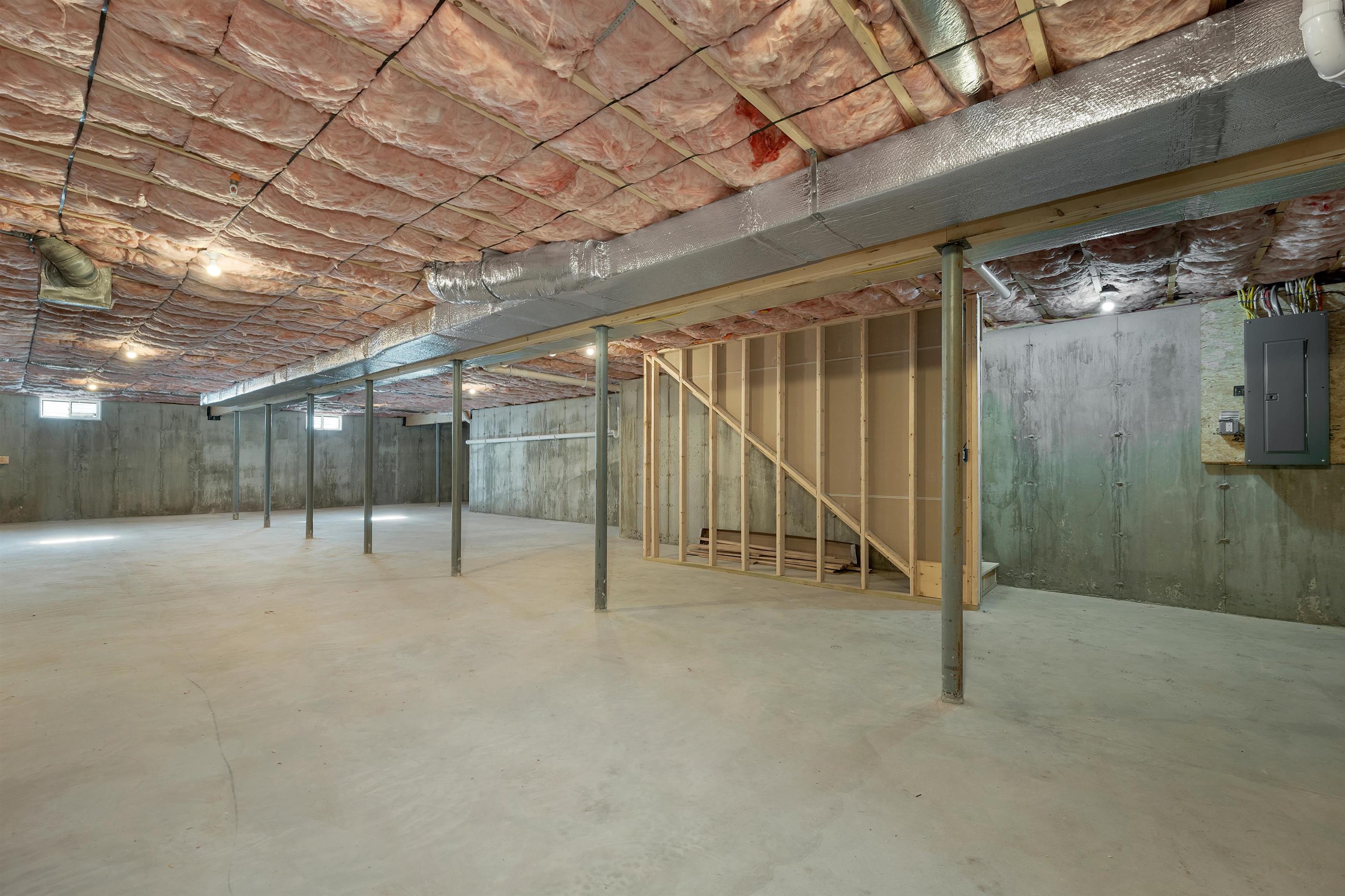 90 High Range Road Londonderry, NH 03053 - Photo 48 of 55