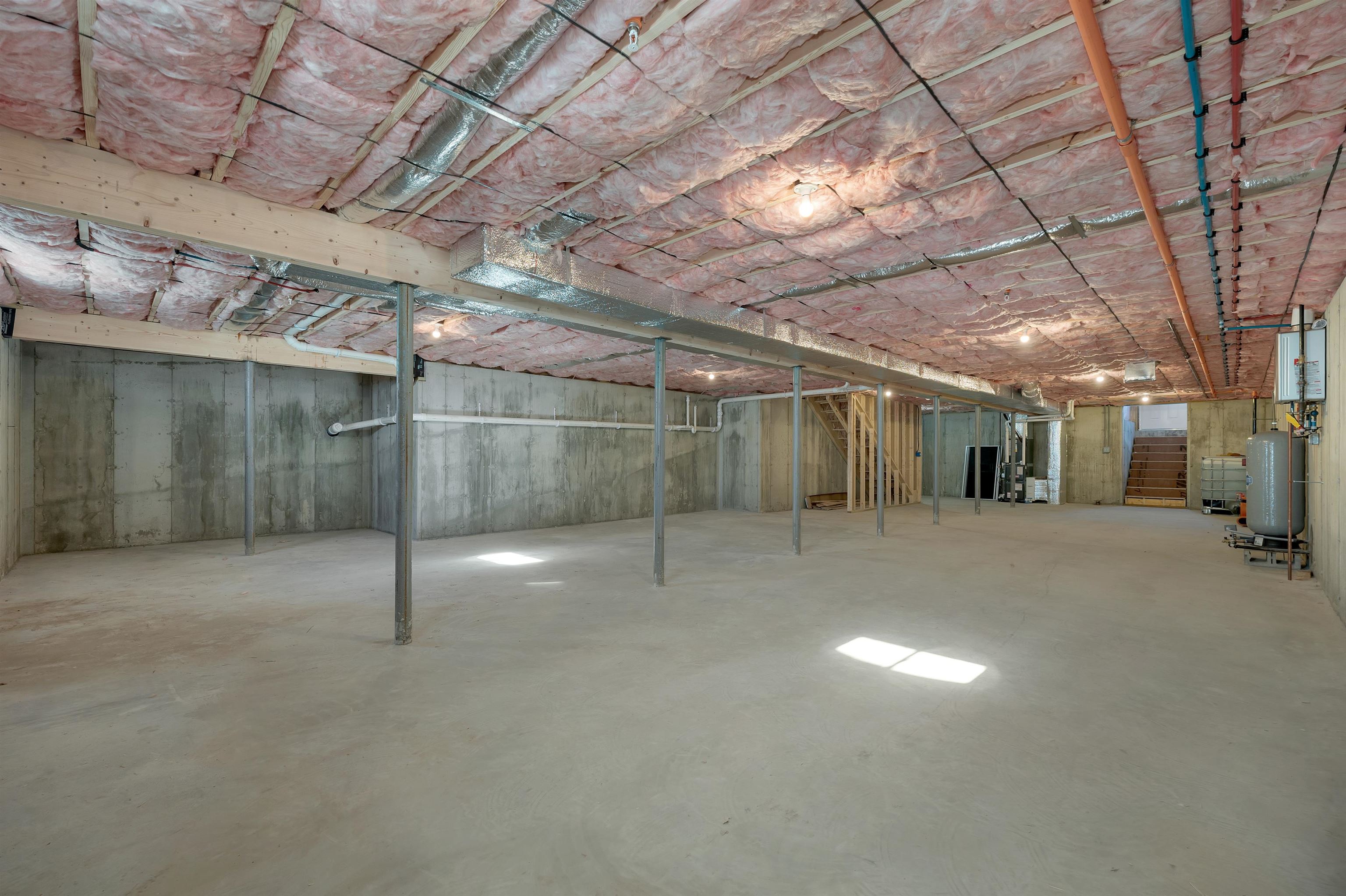 90 High Range Road Londonderry, NH 03053 - Photo 53 of 60