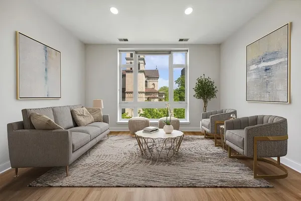 $4,000 | 1003 West Buena Avenue, Unit 3W, Chicago, IL 60613