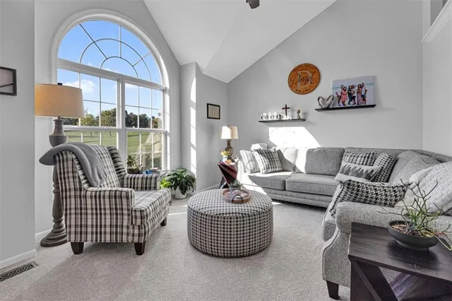 $395,000 | 3600 Northeast 81st Street, Kansas City, MO 64119