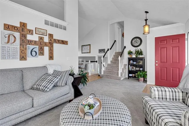 $395,000 | 3600 Northeast 81st Street, Kansas City, MO 64119