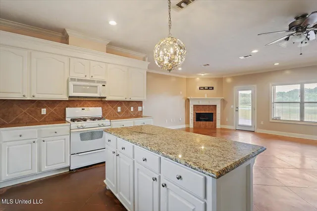 $274,900 | 328 Red Cedar Drive, Brandon, MS 39047