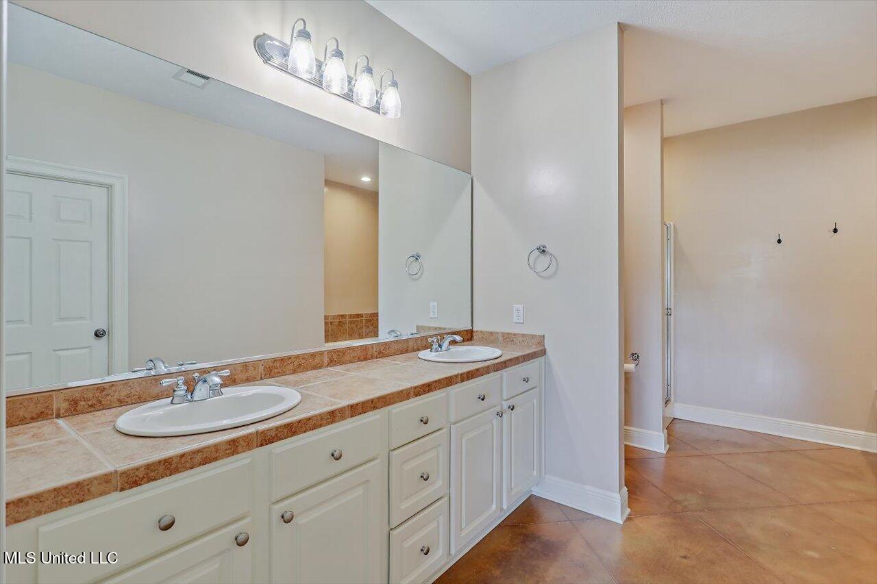 328 Red Cedar Drive Brandon, MS 39047 - Photo 18 of 31 18-328 Red Cedar Dr