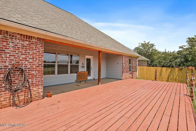 $274,900 | 328 Red Cedar Drive, Brandon, MS 39047