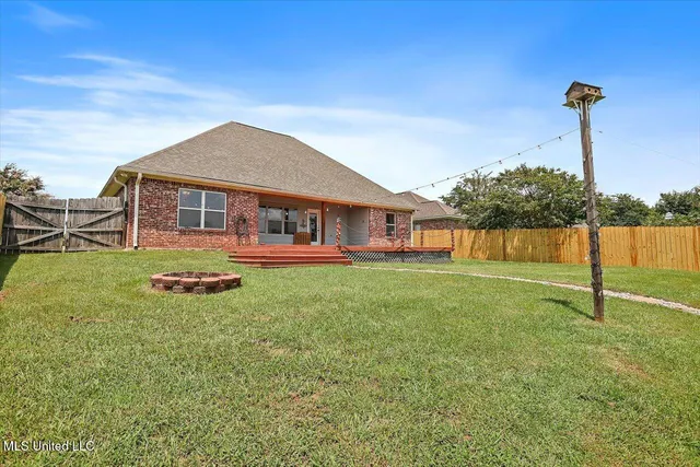 $274,900 | 328 Red Cedar Drive, Brandon, MS 39047