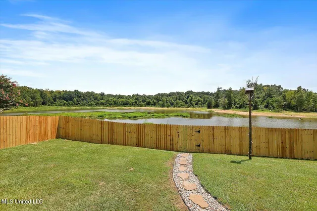 $274,900 | 328 Red Cedar Drive, Brandon, MS 39047