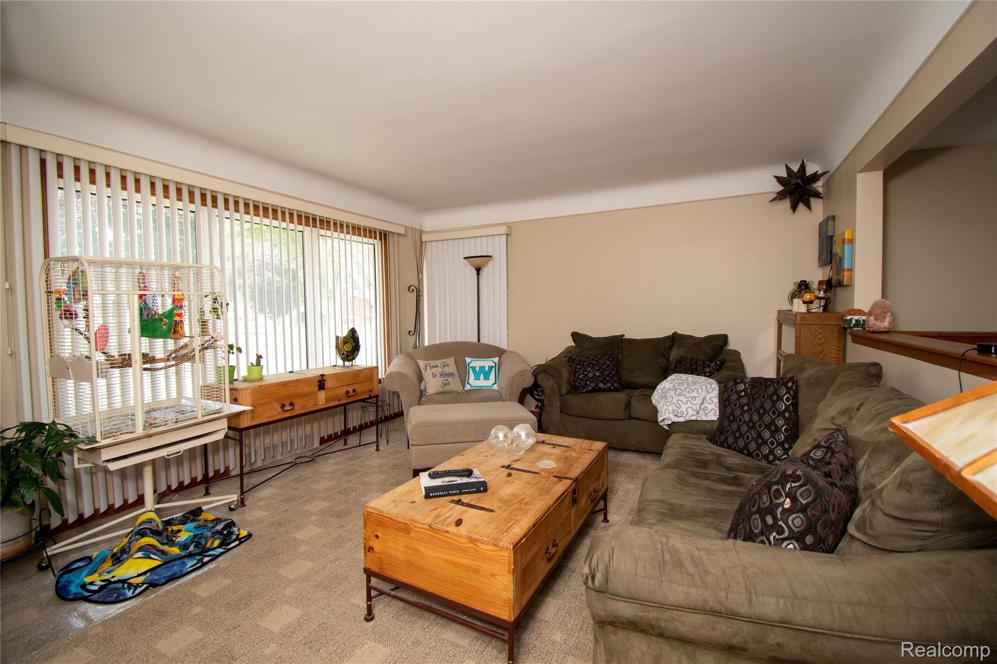 11176 Erdmann Road Sterling Heights, MI 48314 - Photo 8 of 34 DSC_0478.jpg